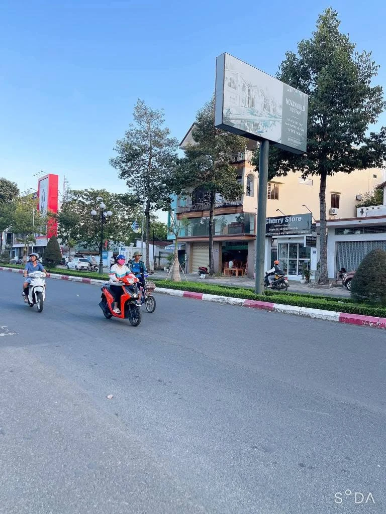 Bán đất 2500m2 mặt tiền kinh doanh CMT8 Bà Rịa 32 tỷ - Ảnh thu nhỏ 5