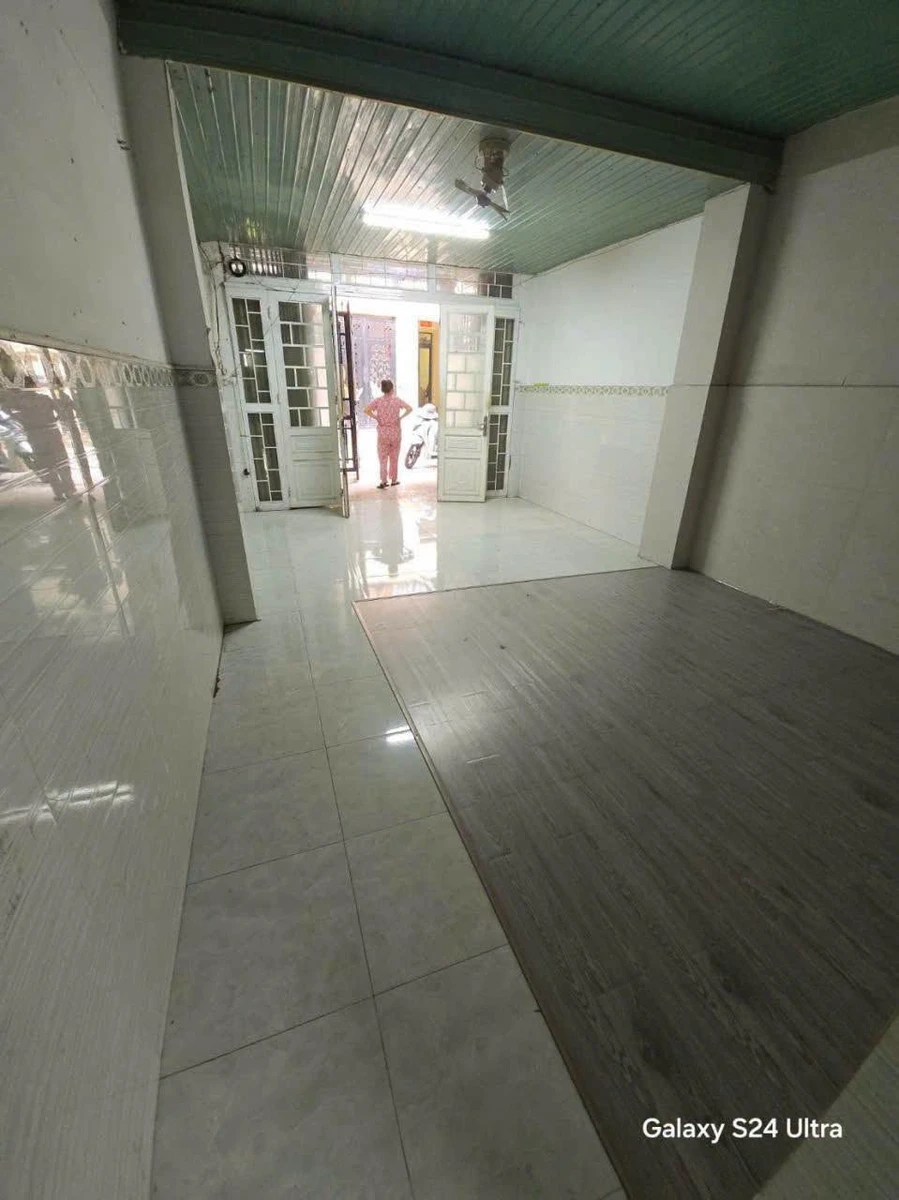 Cho thuê nhà 2PN 96m² gần Gia Phú, Bình Hưng Hòa - Ảnh 1