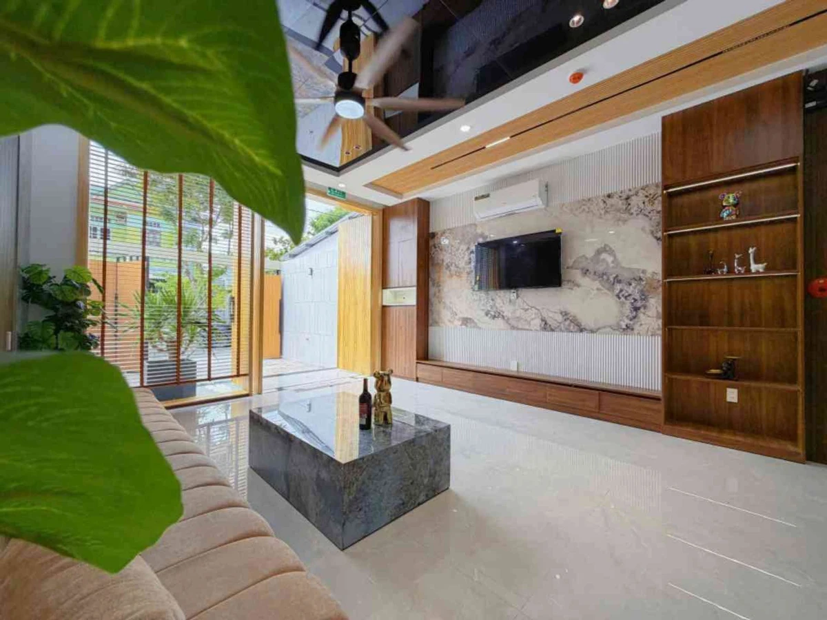 Bán nhà mặt tiền 3 tầng 300m² có hồ bơi Ngũ Hành Sơn - Ảnh thu nhỏ 3