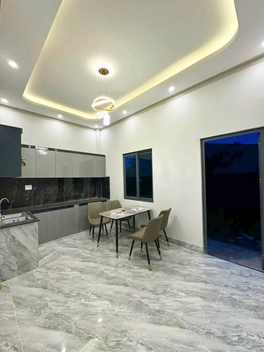 Bán nhà C4 mới full nội thất 100m2 hẻm Đặng Văn Lãnh, Phường Bình Thuận, Phan Thiết - Ảnh thu nhỏ 4