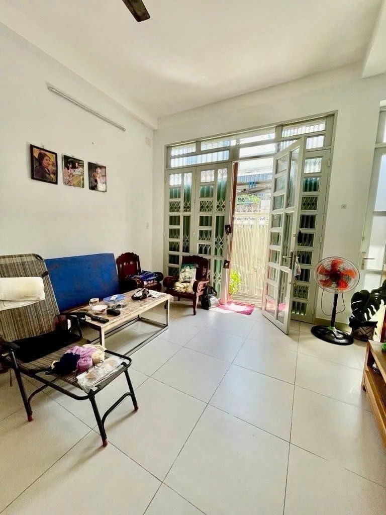 Bán nhà 3 tầng 84.2m² Đoàn Văn Bơ Quận 4, 7.3 tỷ - Ảnh thu nhỏ 5