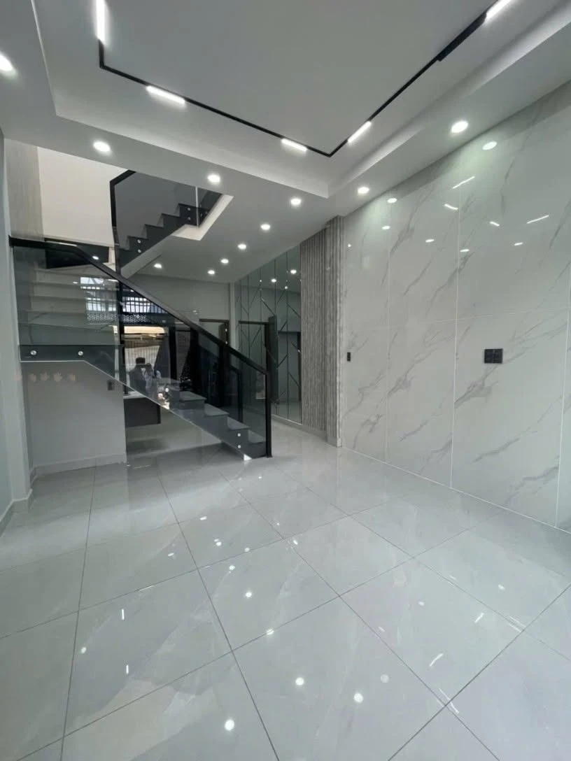 Bán nhà hẻm xe hơi 32 Ông Ích Khiêm, gần 55m2, ngang 3,8m, nhỉnh 6 tỷ, Quận 11 - Ảnh thu nhỏ 4