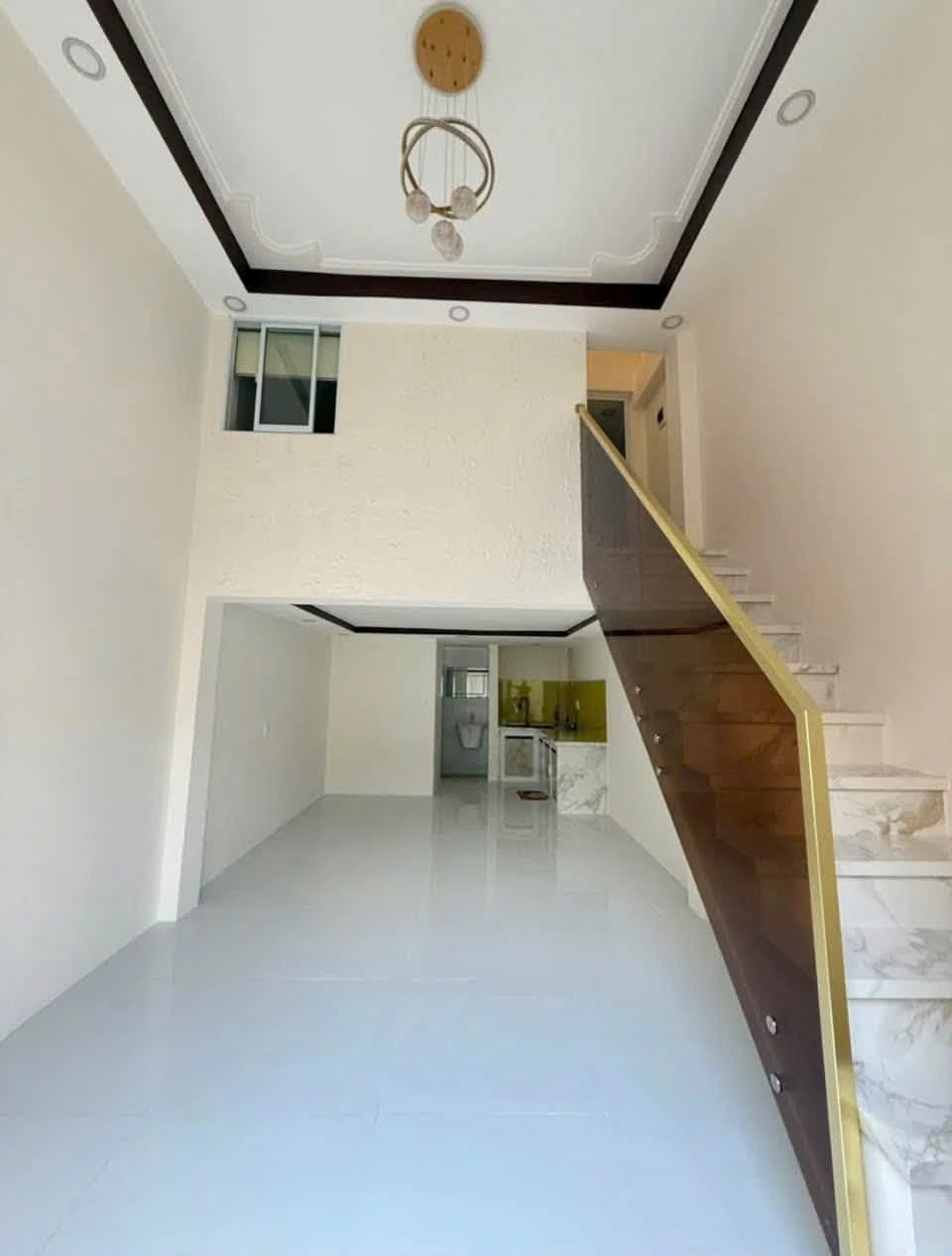 Bán nhà 2,5 tầng 3PN 3WC hẻm đường Phùng Hưng, Phước Long, Nha Trang giá 2,6 tỷ - Ảnh 1