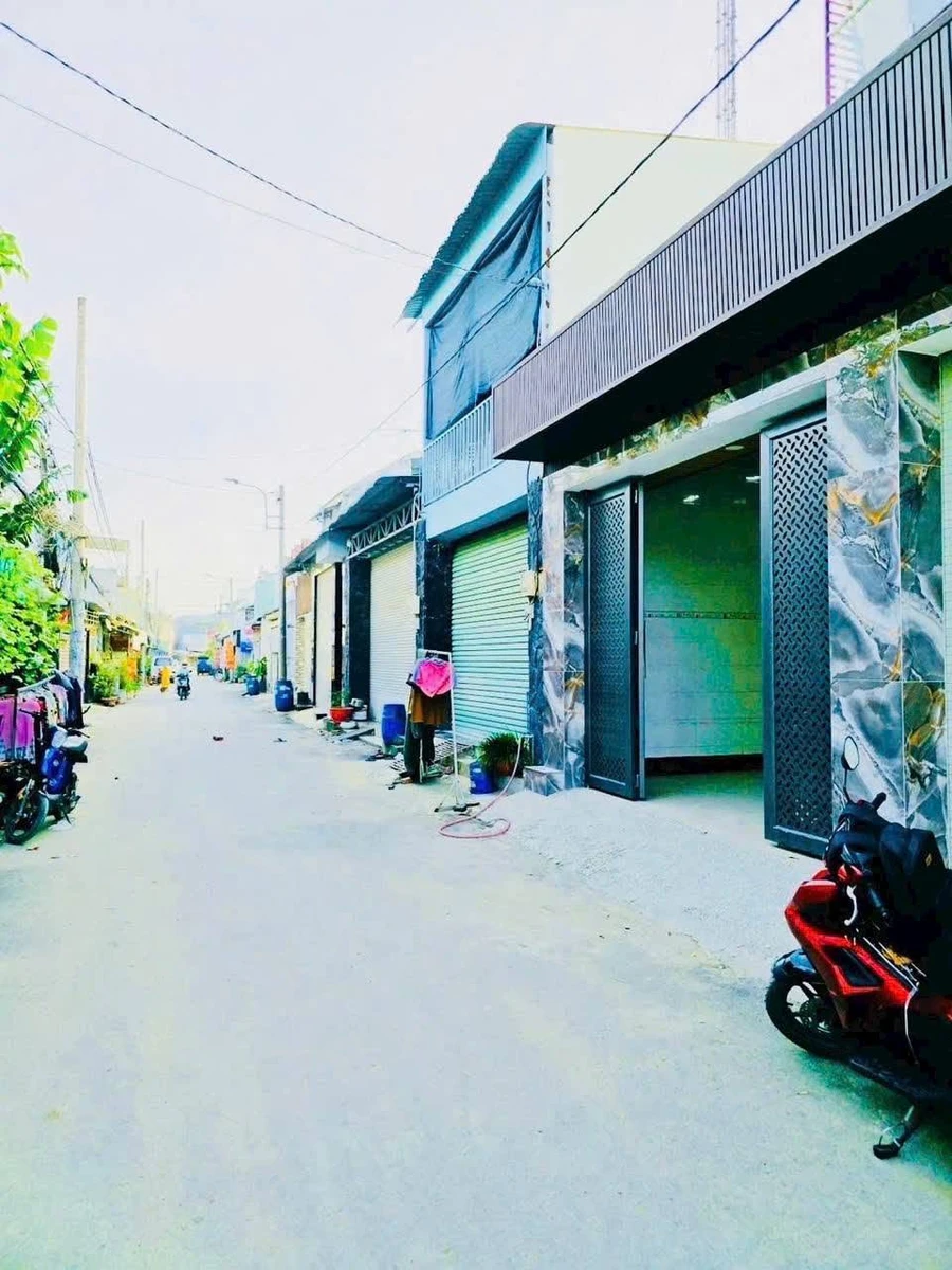 Bán biệt thự góc 2 mặt tiền Lò Lu Q9, 125m², 8.5 tỷ - Ảnh thu nhỏ 2