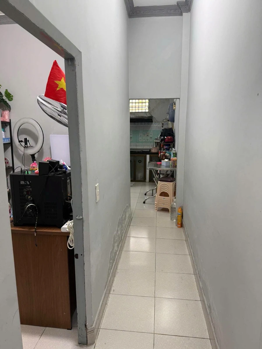 Bán nhà 2 tầng 39m2 hẻm Đông Hưng Thuận 42, Quận 12, giá 3,69 tỷ - Ảnh thu nhỏ 4