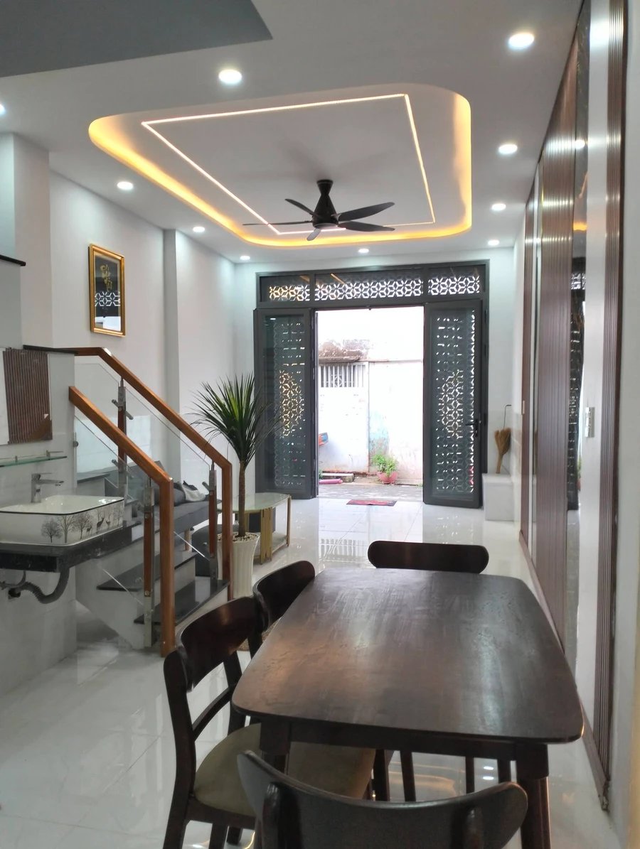 Bán nhà 1 trệt 1 lầu gần chợ Gò Xoài, 50m², giá 5 tỷ - Ảnh thu nhỏ 3