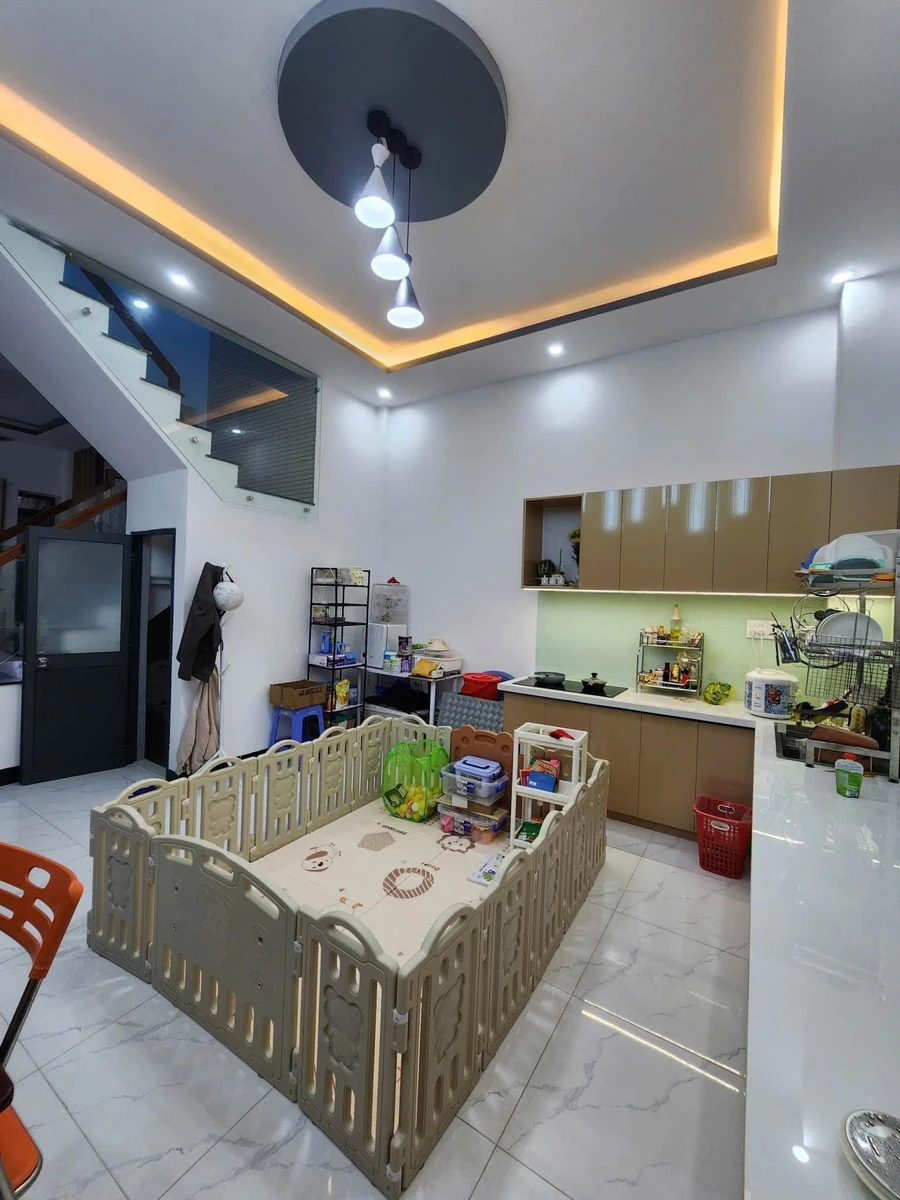 Bán nhà 2 tầng 43m2 full nội thất Quy Nhơn 3,399 tỷ - Ảnh thu nhỏ 5