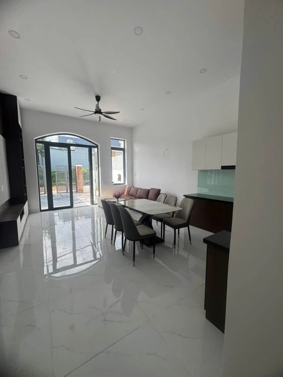 Bán nhà cấp 4 125m² full nội thất Bình Chánh 1.79 tỷ - Ảnh thu nhỏ 2