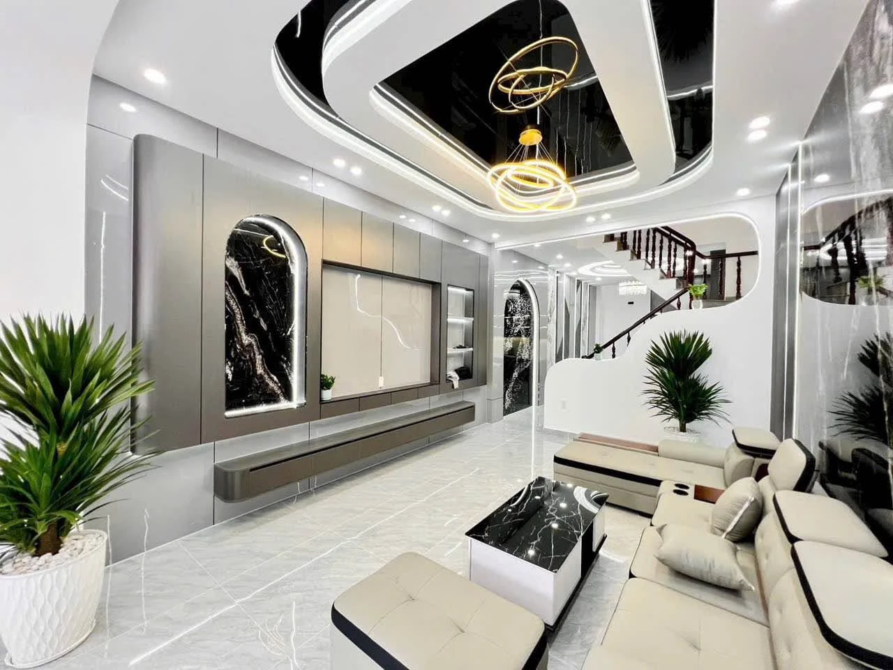 Bán nhà 2 lầu hẻm xe hơi Lâm Thị Hố, Tân Chánh Hiệp, Quận 12 - 66m², 5,65 tỷ - Ảnh 1