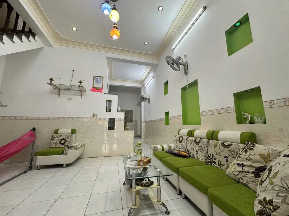 Bán nhà 1 trệt 1 lầu mặt tiền Ngô Thị Ngư Phan Thiết 70m2 3 tỷ - Ảnh 1