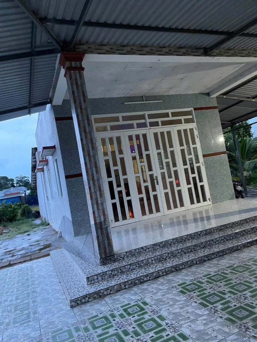 Bán nhà sân vườn 1.261 m² Phước Lợi Bến Lức Long An - Ảnh 1