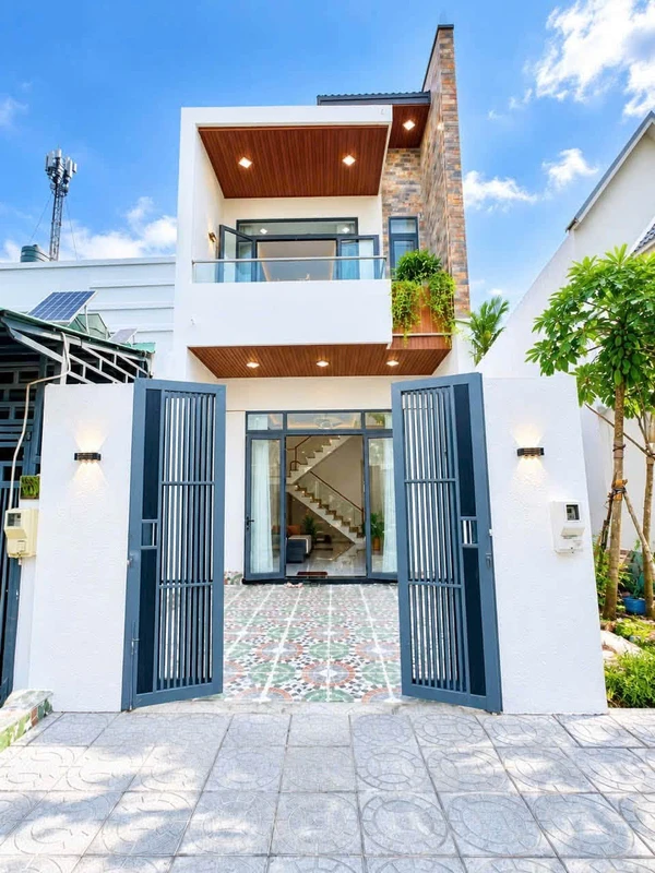 Bán nhà 3 PN 90m² Phường Rạch Giá, giá 2.8 tỷ