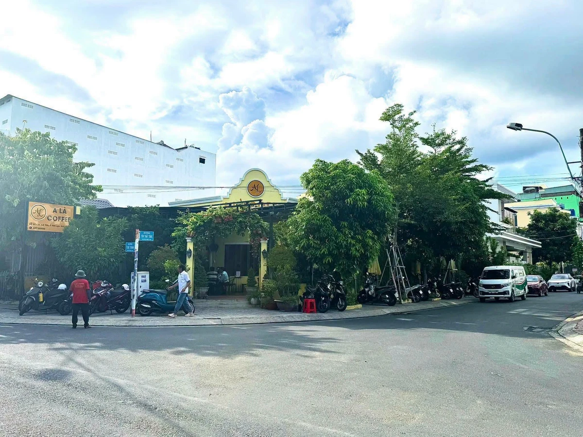 Bán quán cà phê shophouse 330m² góc 2 mặt tiền Rạch Giá - Ảnh 1