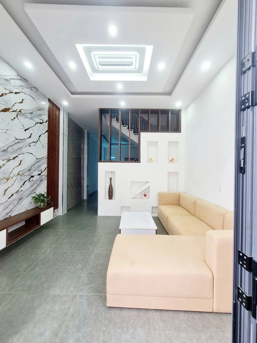 Bán nhà 4 tầng 58m² 4PN Nguyễn Duy Trịnh - 6,2 tỷ - Ảnh 1