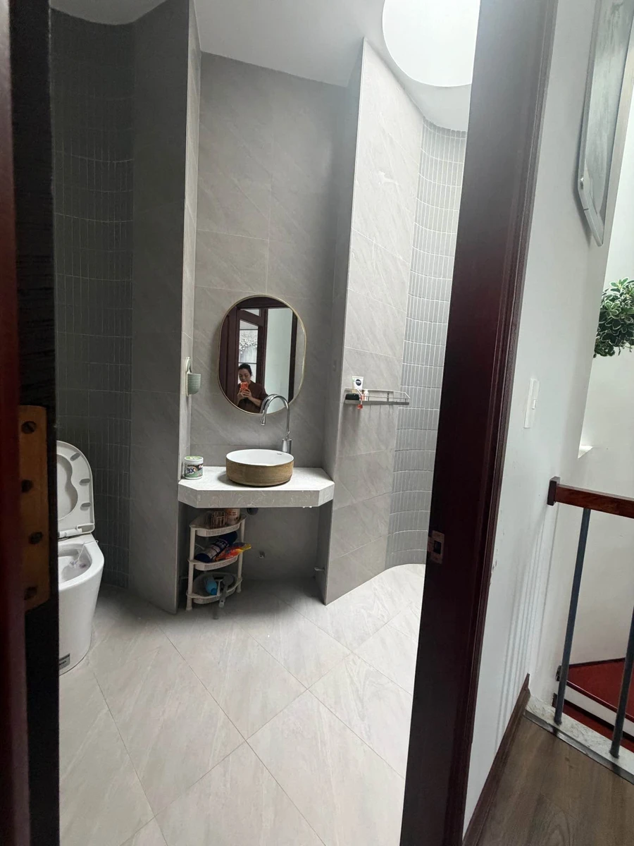 Bán nhà 1 mê kiên cố 3PN 600m² view hồ Ea Tam Quận 9 - Ảnh thu nhỏ 5