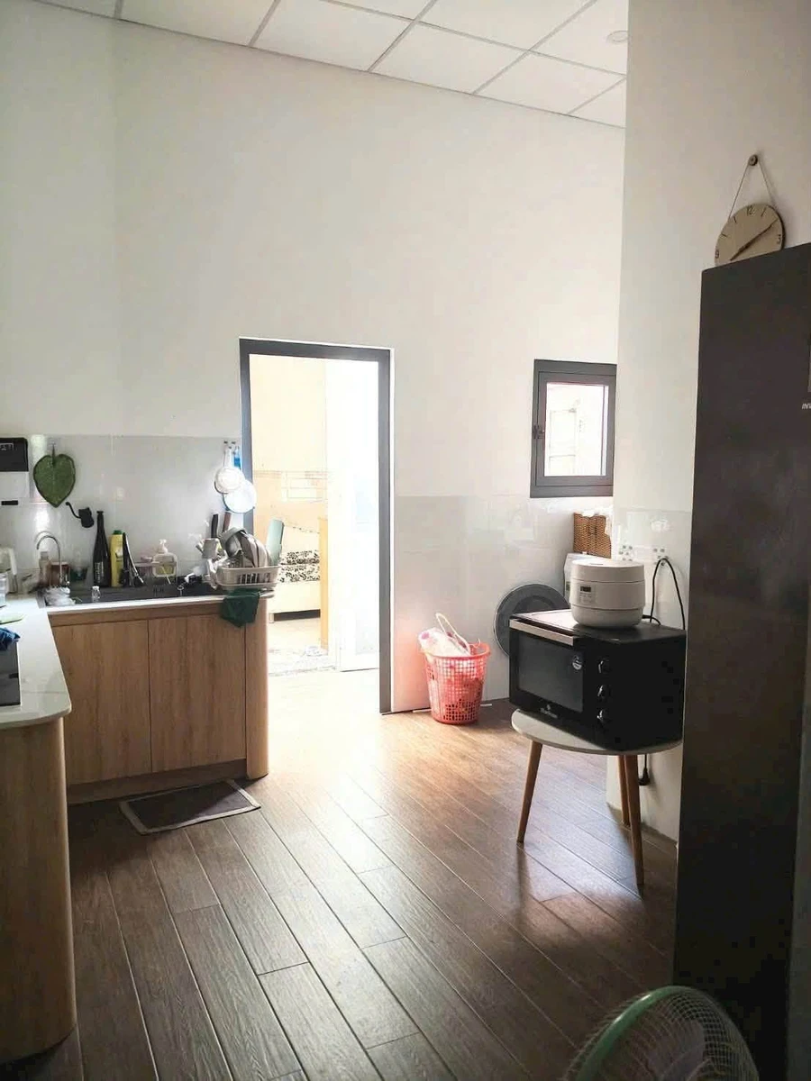 Bán nhà 6PN 250m² Long Điền, gần biển, 2.6 tỷ - Ảnh thu nhỏ 2