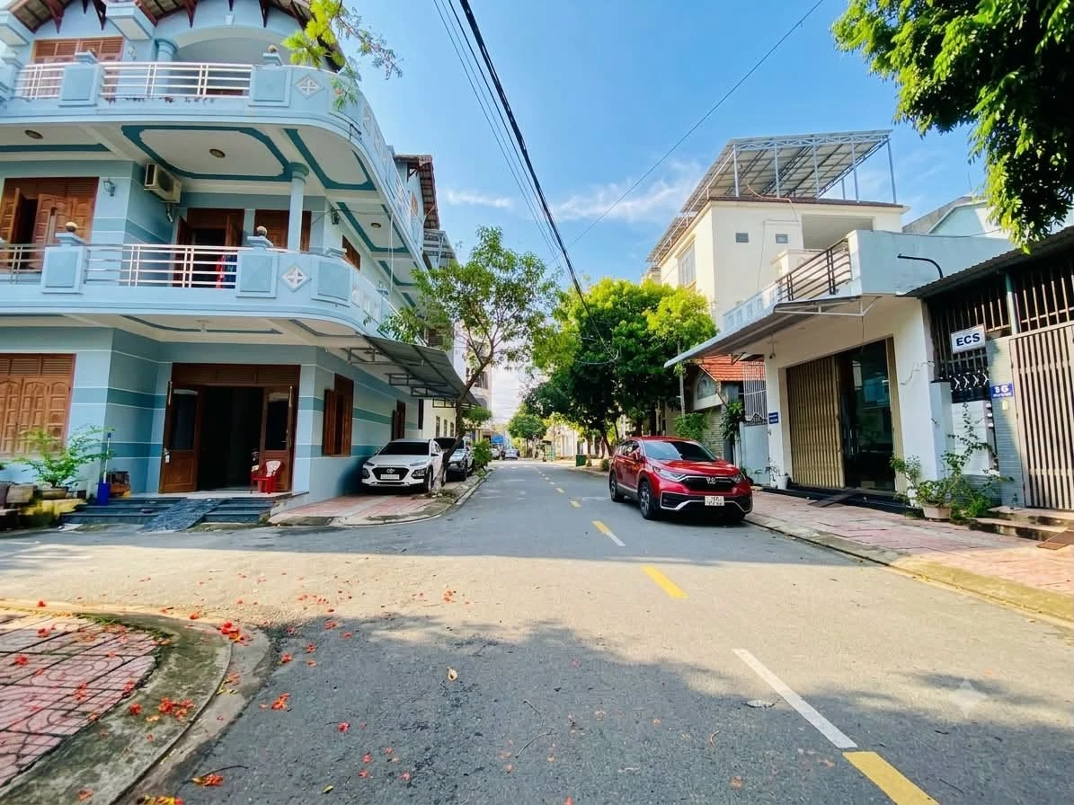 Bán đất mặt tiền Phạm Hàm, 100m² Quảng Ngãi - Ảnh 1