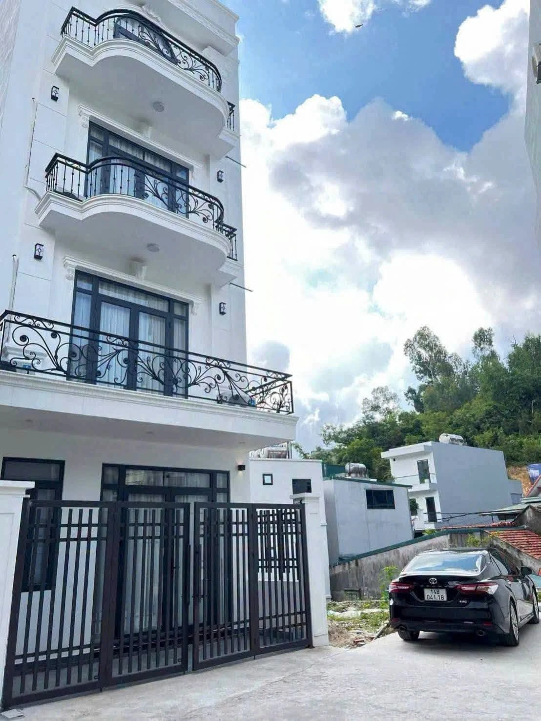 Bán nhà 4 tầng 48m² full nội thất Cao Thắng Quận 1 - Ảnh 1