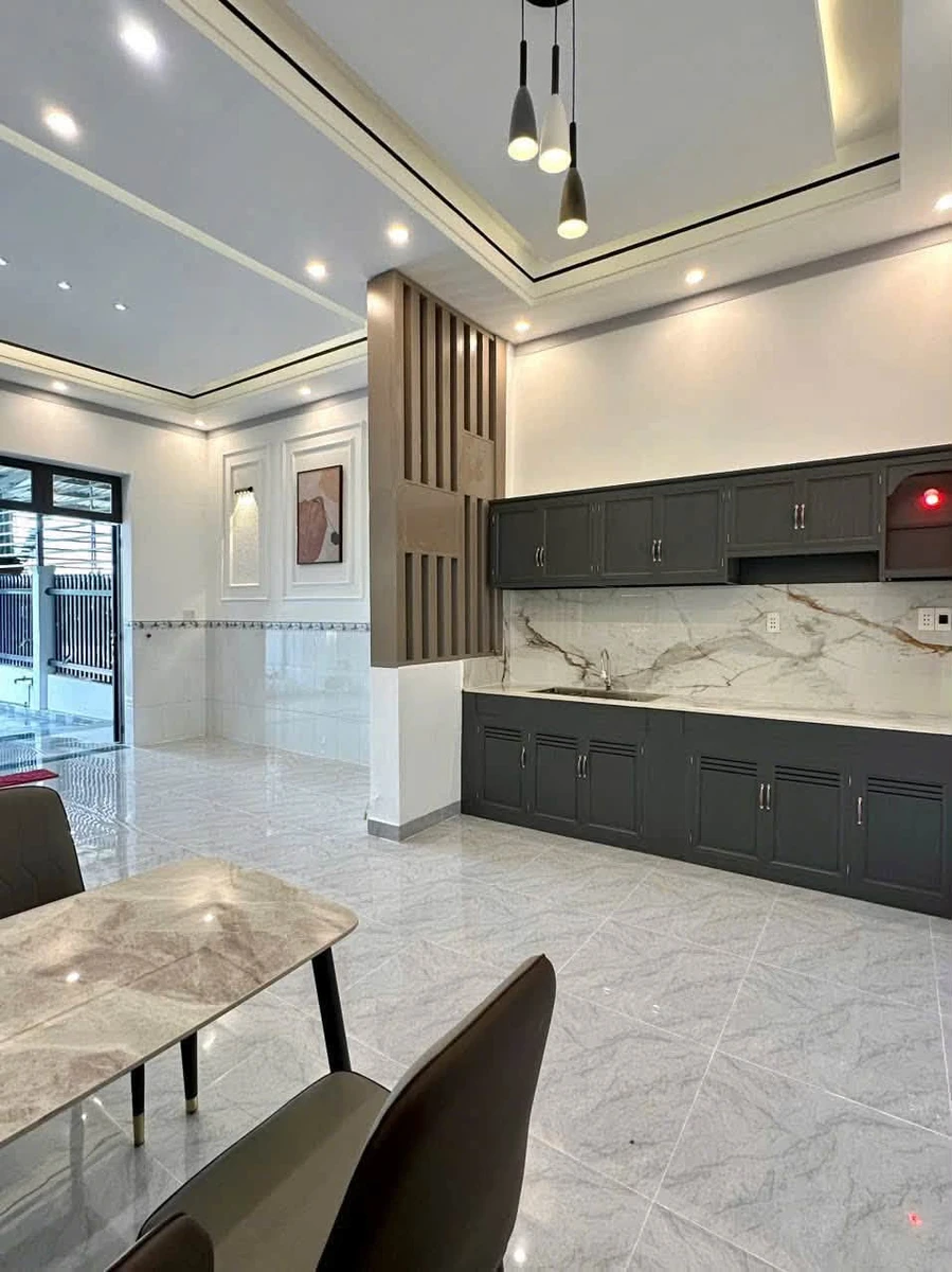 Bán nhà 2 phòng ngủ 60m² Tương Bình Hiệp Thủ Dầu Một 2,18 tỷ - Ảnh thu nhỏ 2