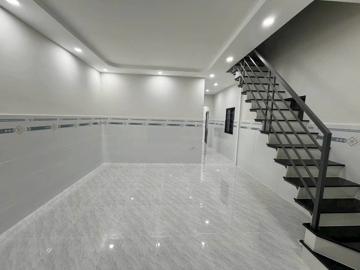 Bán nhà 1 lầu Tân Phú, 78m², 2PN, giá 4.2 tỷ - Ảnh thu nhỏ 2