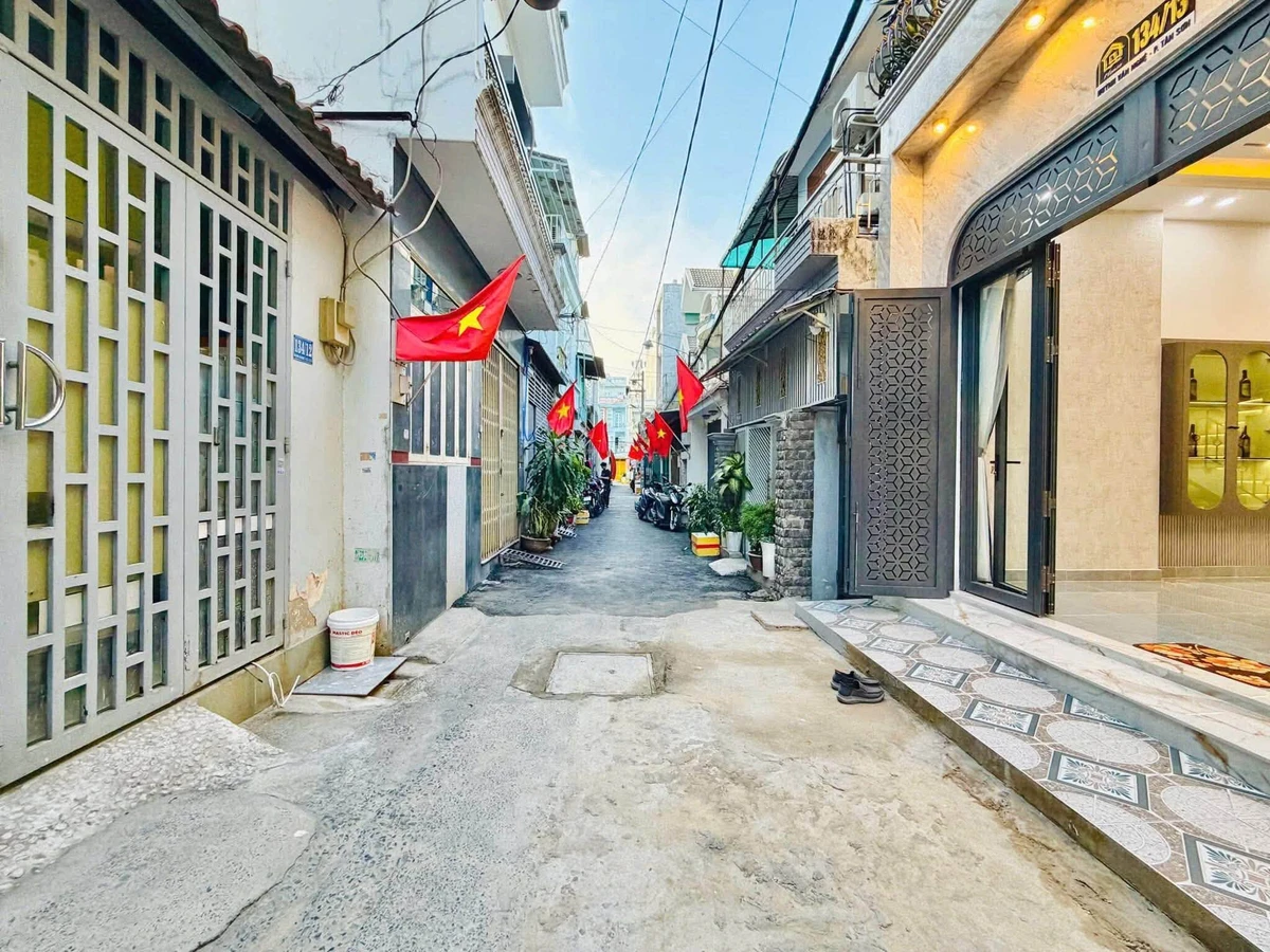 Bán nhà phố 4PN 93.5m² mặt tiền 4.25m, Tân Sơn, 8.6 tỷ - Ảnh thu nhỏ 2