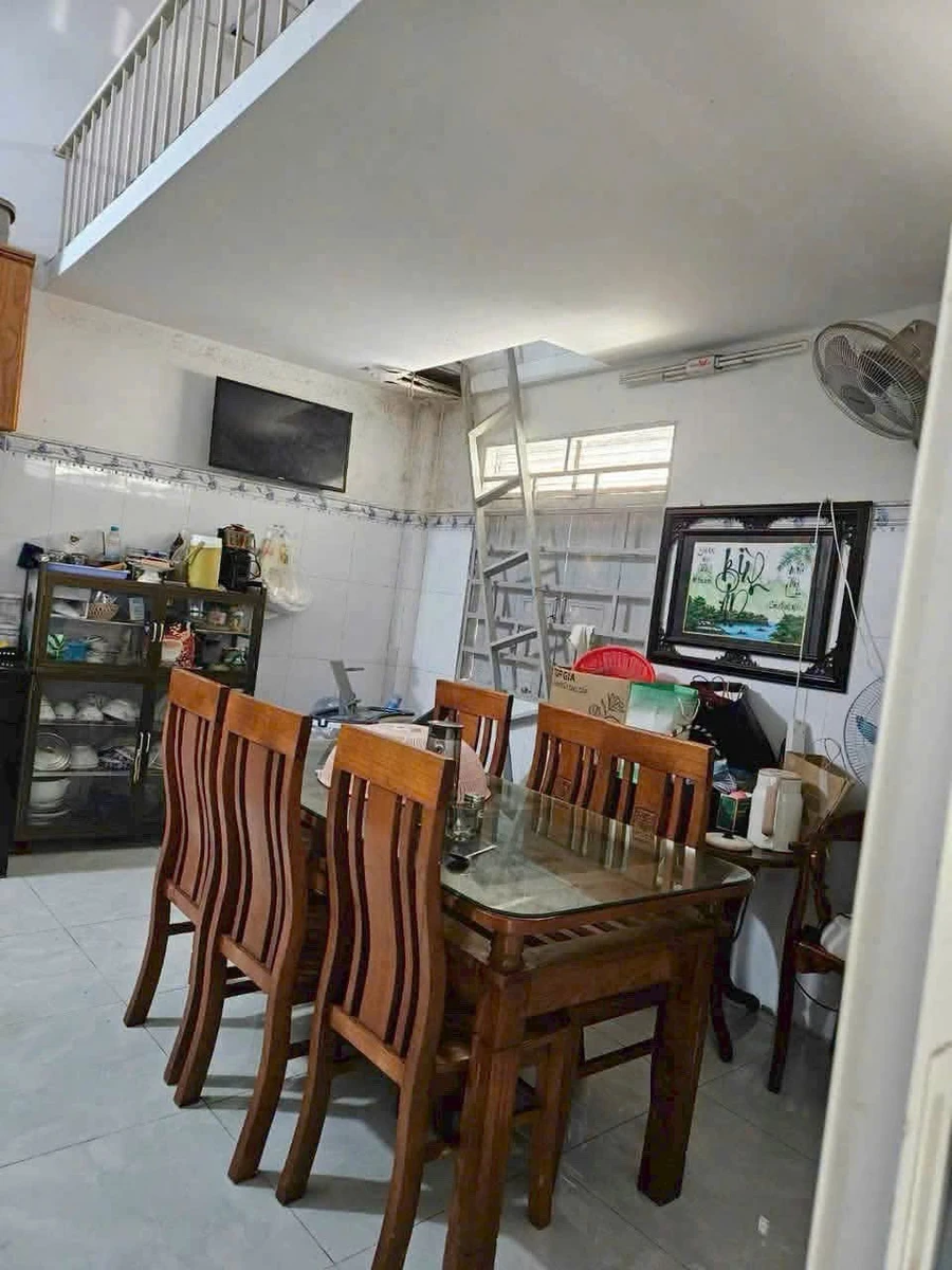 Bán nhà 3PN 209m² khu 8 Phú Hòa, Thủ Dầu Một, Bình Dương - Ảnh thu nhỏ 2