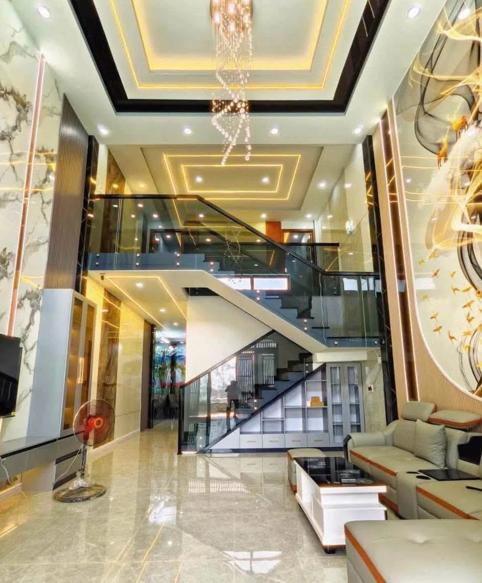 Bán nhà Hóc Môn 80m2 3 phòng ngủ 4,39 tỷ - Ảnh 1