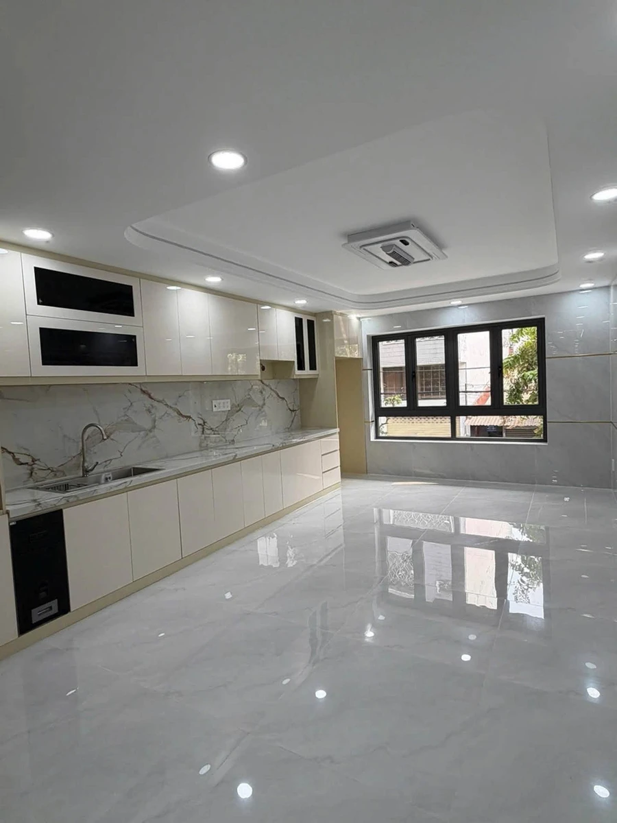 Bán nhà mặt tiền thang máy 4x18m, 4PN 5WC, khu Họ Lê, Tân Phú - Ảnh thu nhỏ 3
