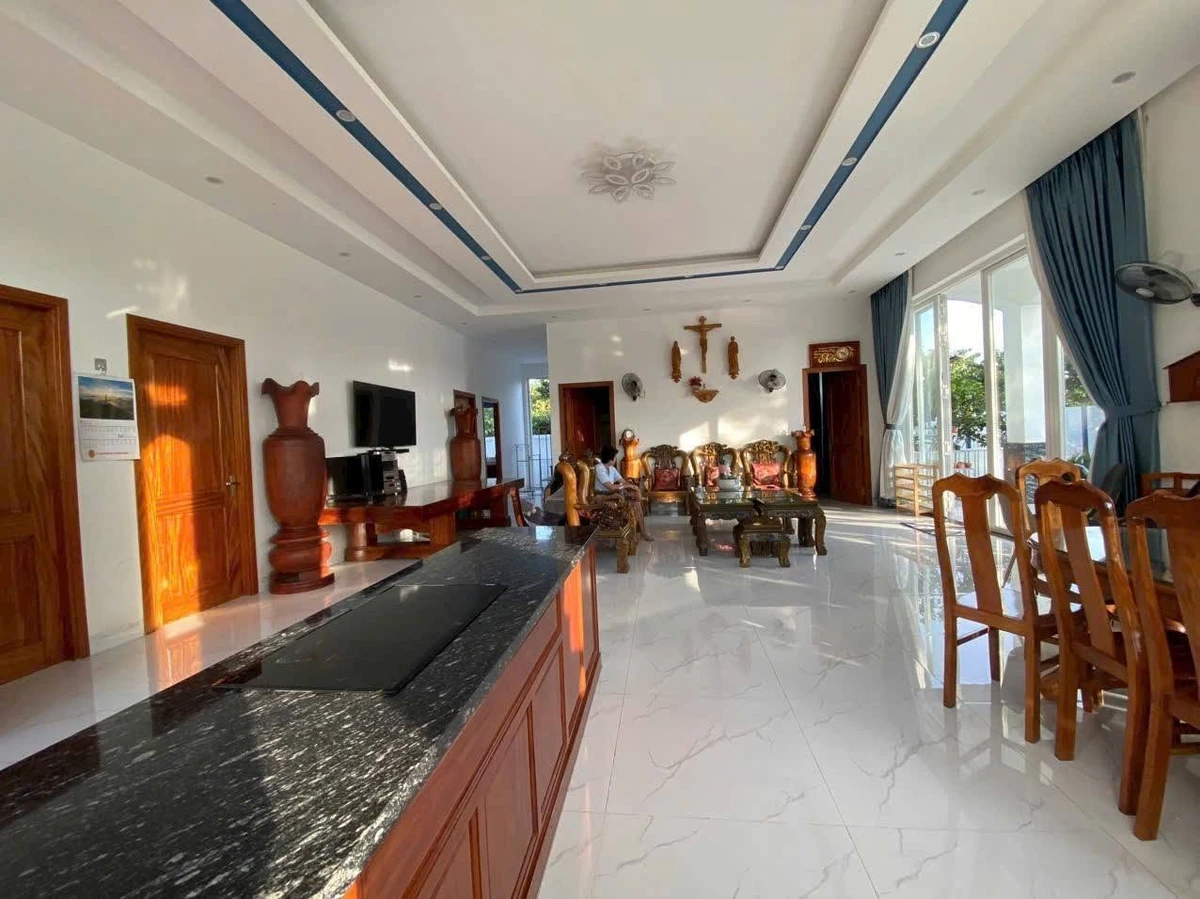 Bán biệt thự mái Nhật 360m² trung tâm Hòa Long, Bà Rịa - Ảnh thu nhỏ 2