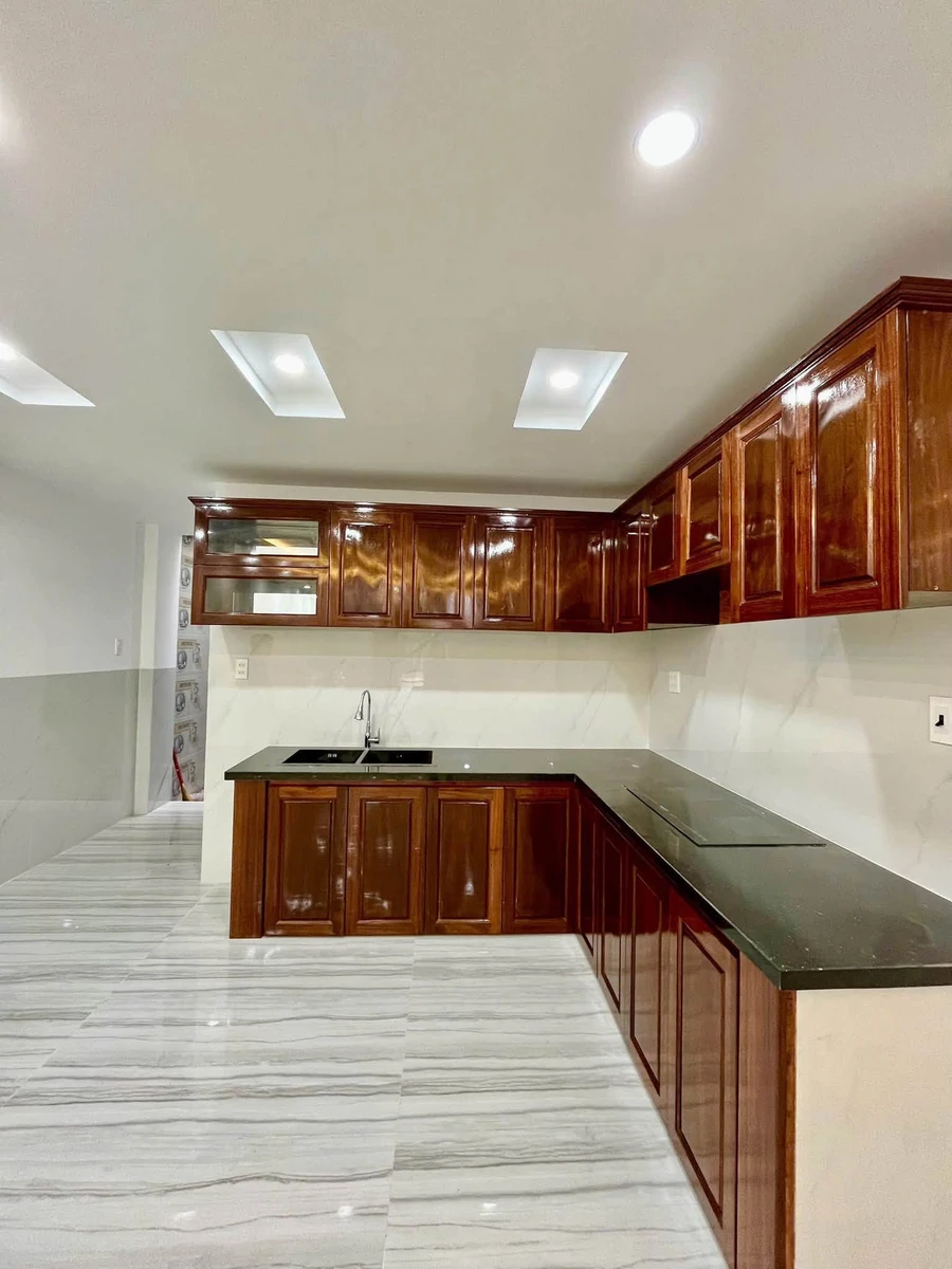 Bán nhà 4 tầng 255m2 mặt tiền Trần Suyền, Quận 12 - Ảnh thu nhỏ 2