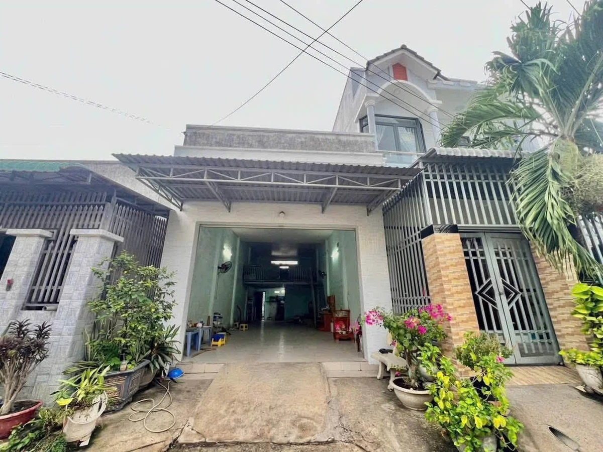 Nhà cấp 4 mặt tiền Nguyễn Trãi, Phan Thiết, 64,4m2, 2 tỷ - Ảnh thu nhỏ 2