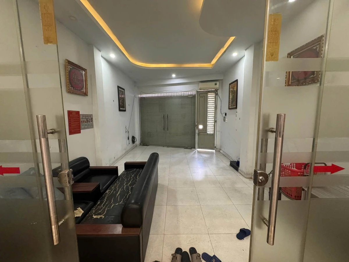 Bán nhà mặt tiền 2 tầng 44,7m² đường Tân Hòa Đông, Bình Trị Đông, Bình Tân, giá hơn 9 tỷ - Ảnh thu nhỏ 2