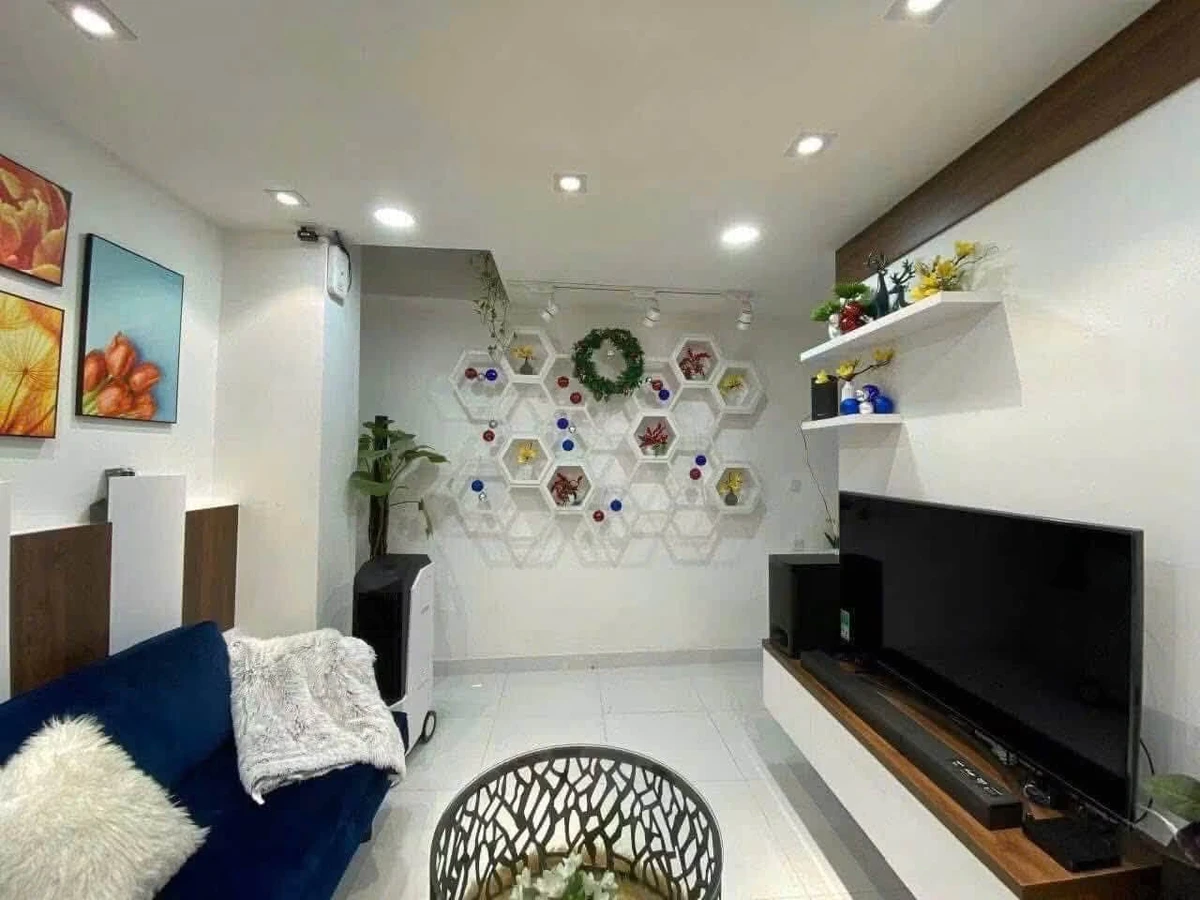 Bán nhà Quận 3, Lê Văn Sỹ, 4x8m, 5 tầng, 8 tỷ - Ảnh thu nhỏ 5