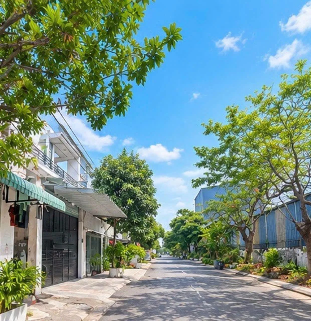 Bán nhà 3 lầu mặt tiền 16m, 4PN, 74.5m² – 5 tỷ gần Vincom - Ảnh 1