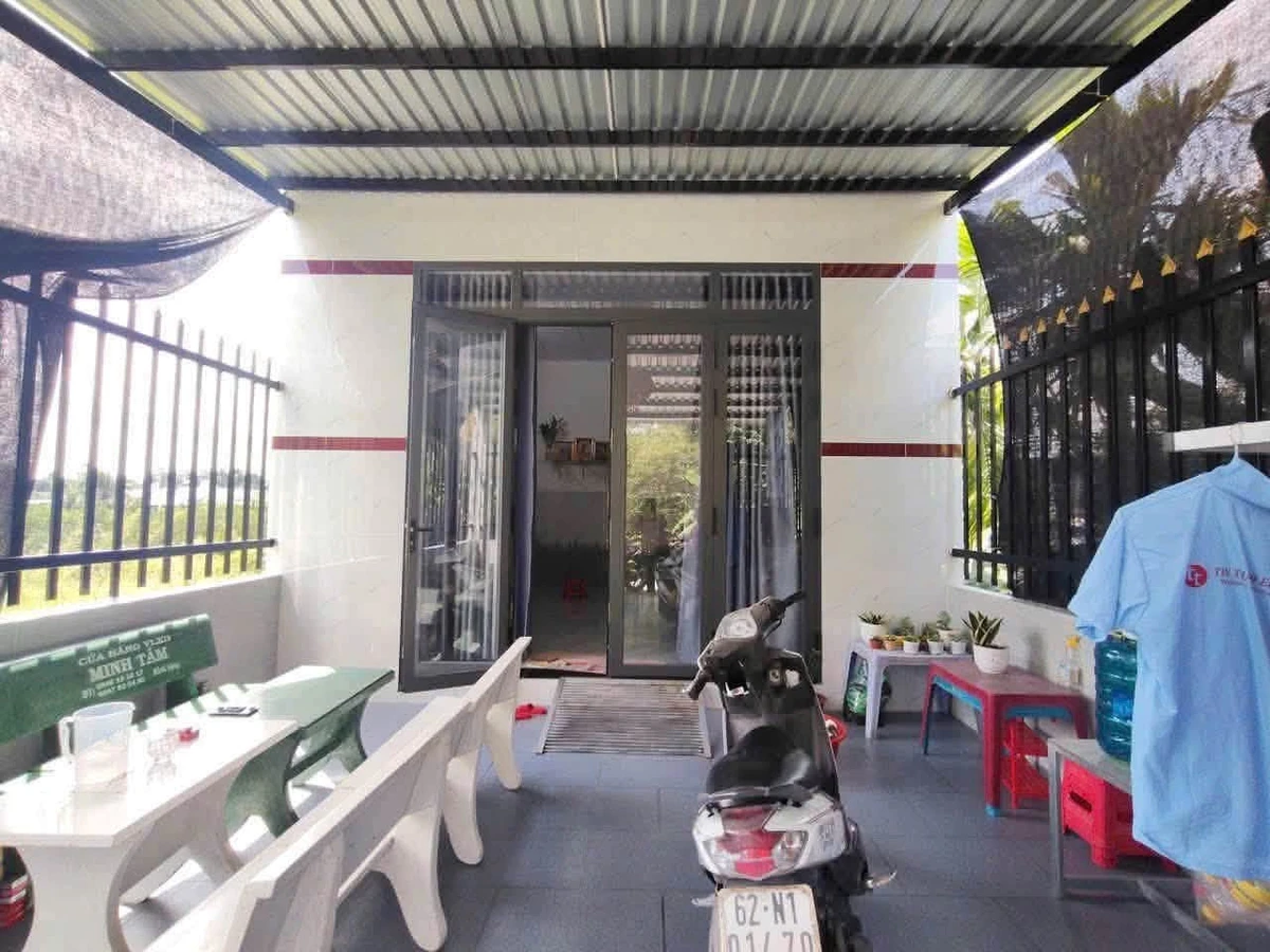 Bán nhà 106.9m2 tại Xã Lương Hoà, Bến Lức, Long An - 1 tỷ 7 - Ảnh 1