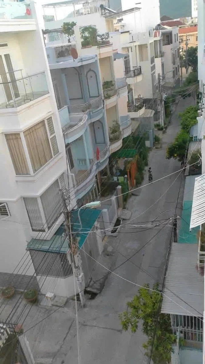 Bán nhà 3 tầng 128m² 7 tỷ gần biển Nha Trang - Ảnh thu nhỏ 4