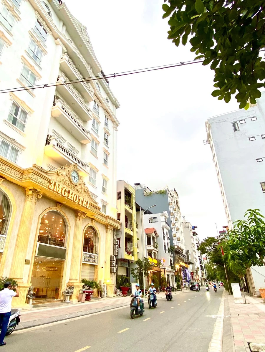Bán nhà mặt đường Hoàng Thế Thiện 120m² 15 tỷ Quận 5 - Ảnh 1
