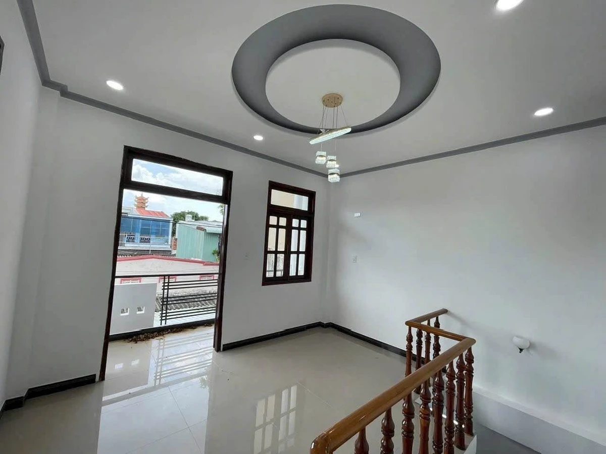 Bán nhà lầu 2PN 70m² 1 tỷ 850 triệu Phú Thủy Phan Thiết - Ảnh thu nhỏ 3