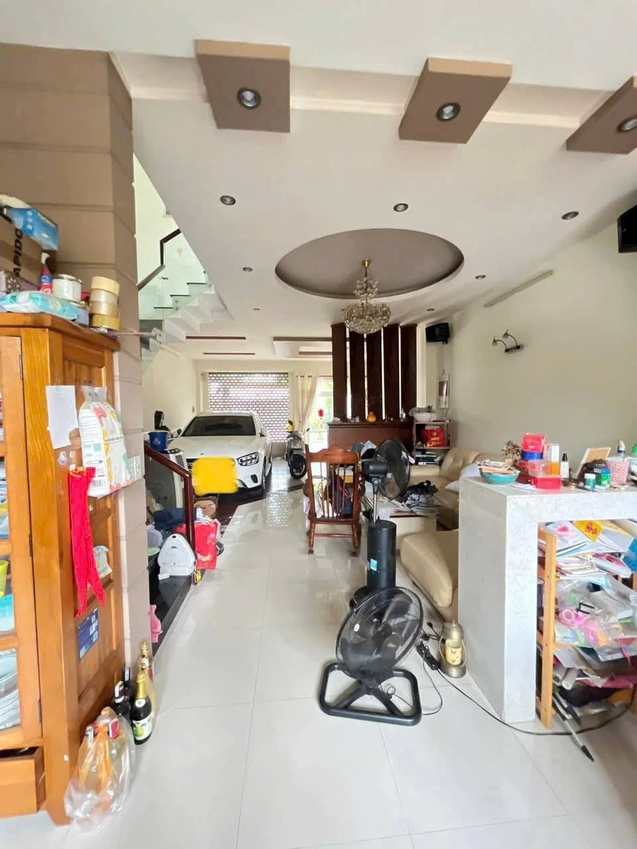 Bán nhà mặt tiền 3 tầng 122m² Trấn Biên, Đồng Nai 8,199 tỷ - Ảnh thu nhỏ 4