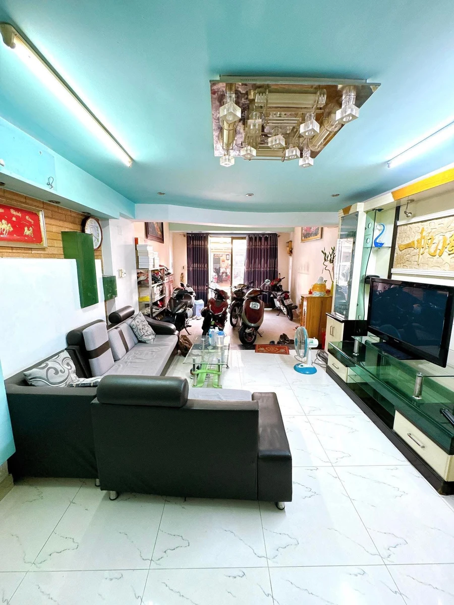 Bán nhà 5 tầng hẻm 5m mặt tiền Nguyễn Trọng Tuyển 120m2 - Ảnh 1