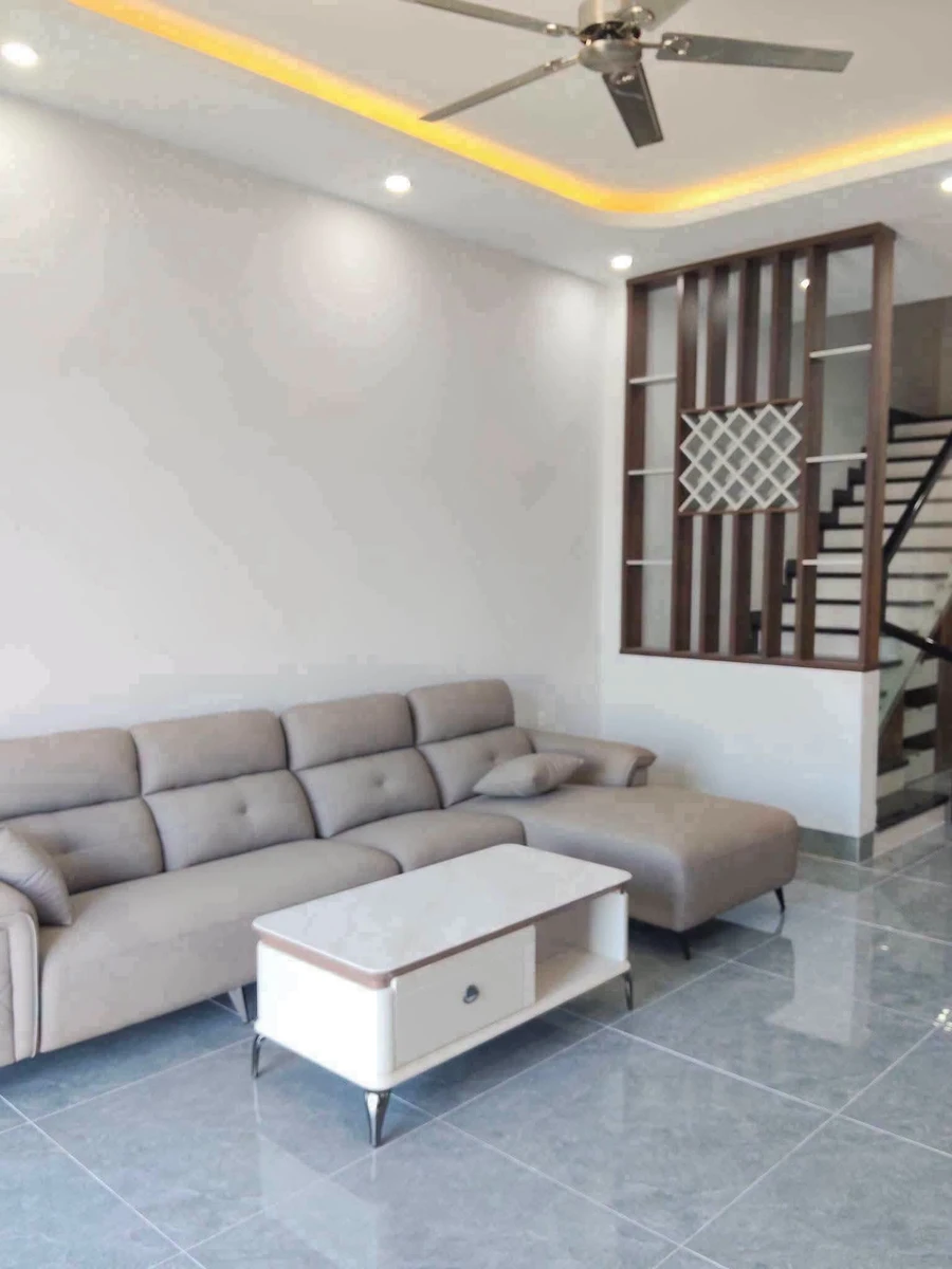 Bán nhà 1 trệt 1 lầu 90m² Rạch Giá 3.35 tỷ - Ảnh thu nhỏ 3