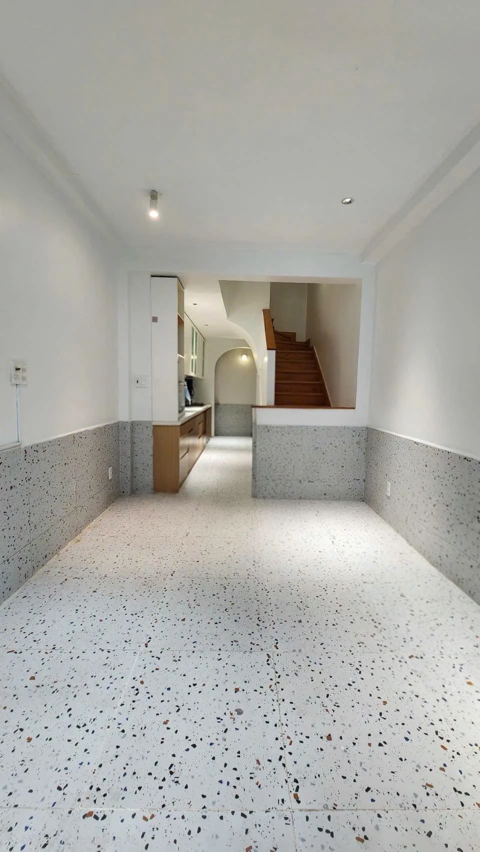 Cho thuê nhà hẻm Nguyễn Đình Chiểu, Q3, 3PN 28,5m² - Ảnh 1