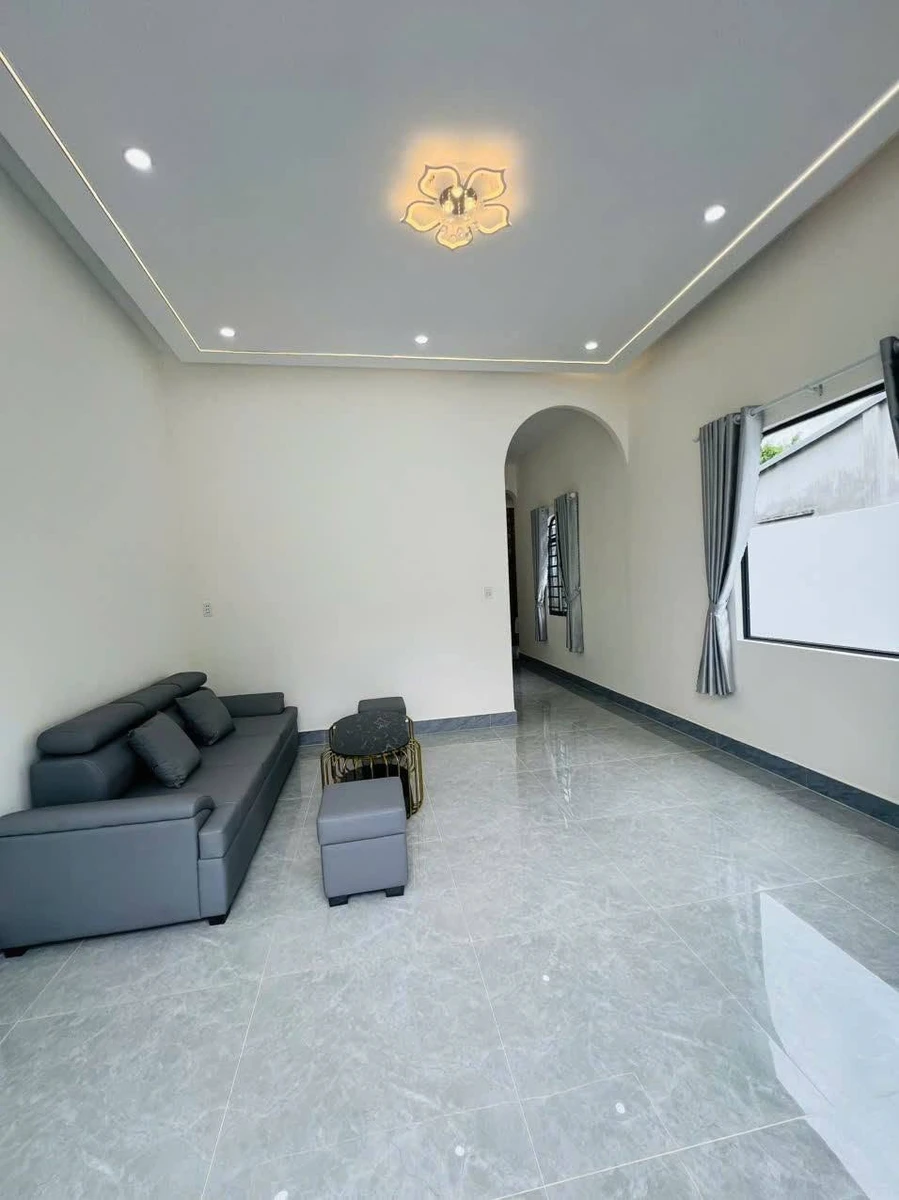 Bán nhà hẻm 43 Phạm Hùng, Tây Ninh, 300m², 3PN 2WC, 1,79 tỷ - Ảnh thu nhỏ 3