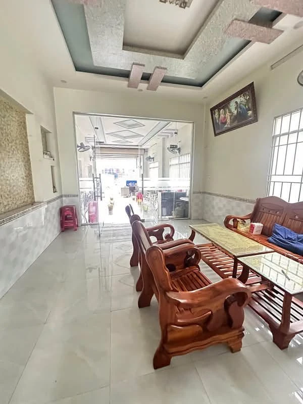 Bán nhà mặt tiền Nguyễn Văn Tỏ Biên Hòa 100m², 3PN, 6,1 tỷ - Ảnh thu nhỏ 2