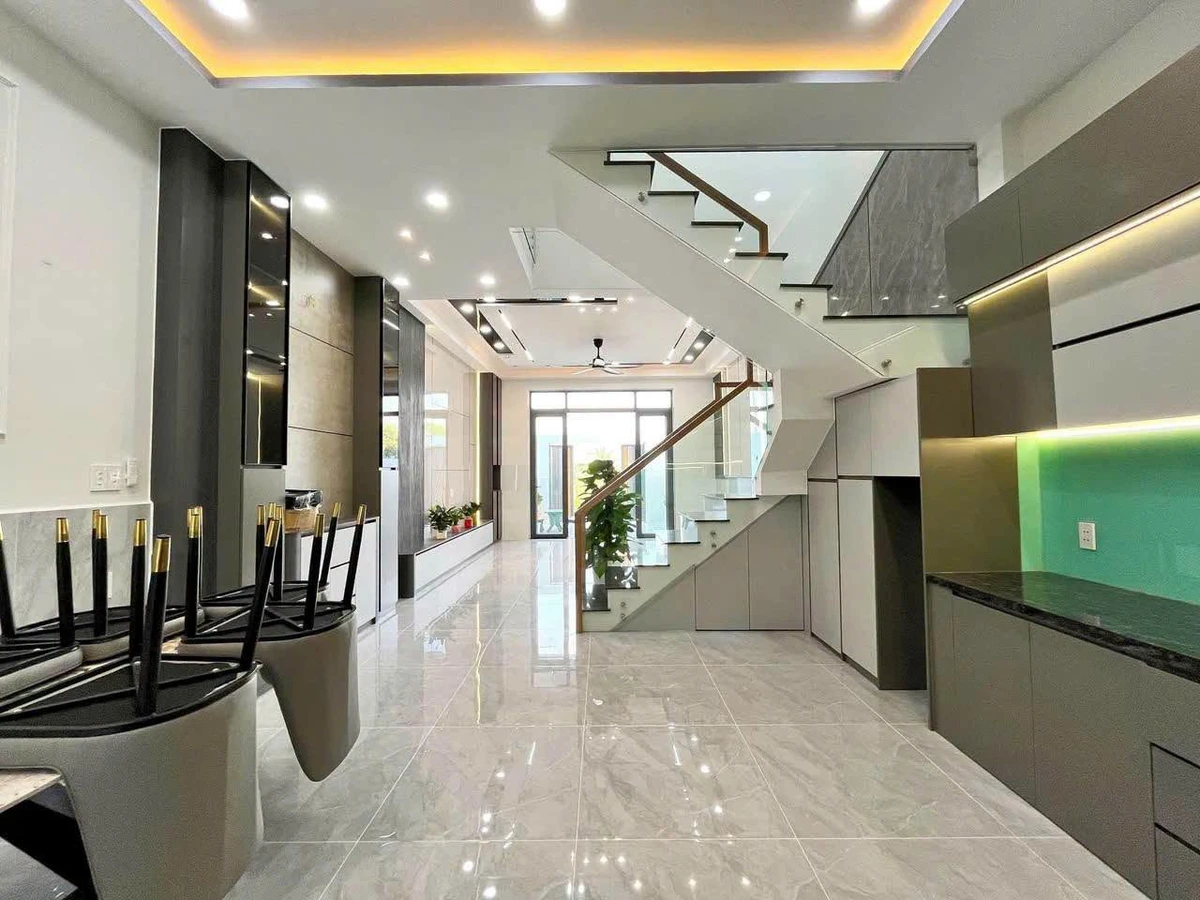Bán nhà 4PN 135m² SHR Mỹ Hạnh Nam Long An 2,79 tỷ - Ảnh thu nhỏ 5