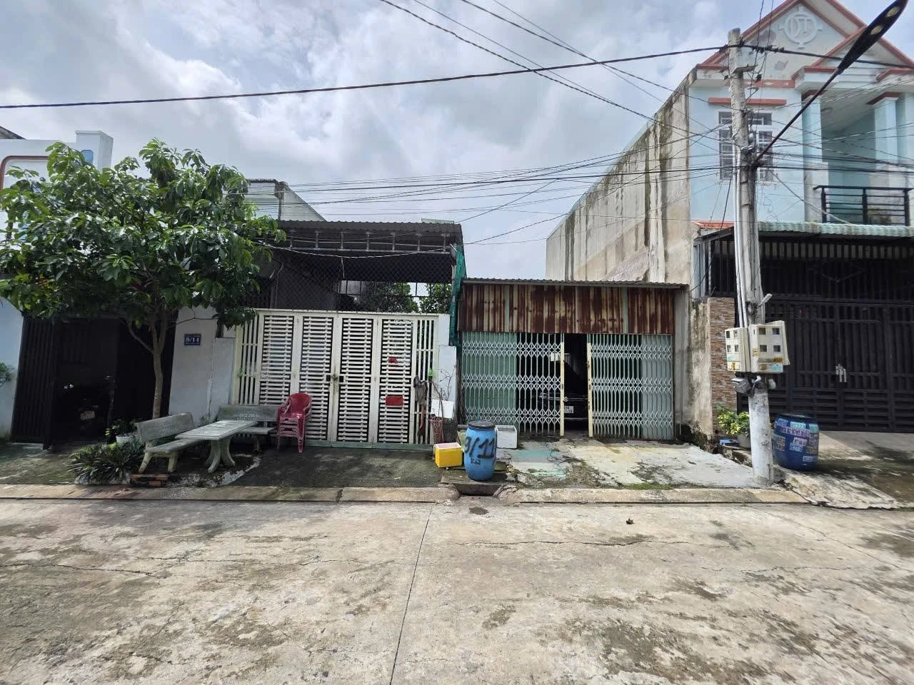 Bán đất thổ cư 60m2 KDC Hố Lang, phường Tân Bình, Dĩ An giá 2,45 tỷ - Ảnh 1