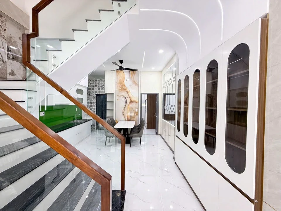 Bán nhà 1 trệt 1 lầu 60m² Bửu Hoà 2,8 tỷ - Ảnh thu nhỏ 3