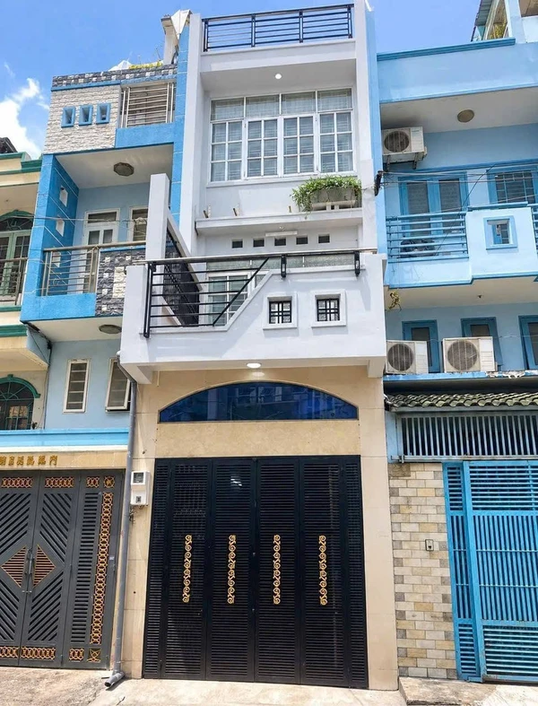 Cho thuê nhà mặt tiền 2 PN, 3 WC, 44.8m², Quận 11
