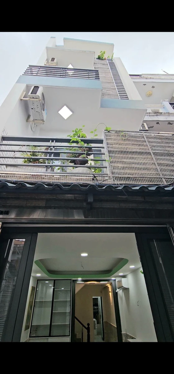 Bán nhà phố 4 tầng Quận 4, 29m², 5 tỷ 290 triệu - Ảnh 1