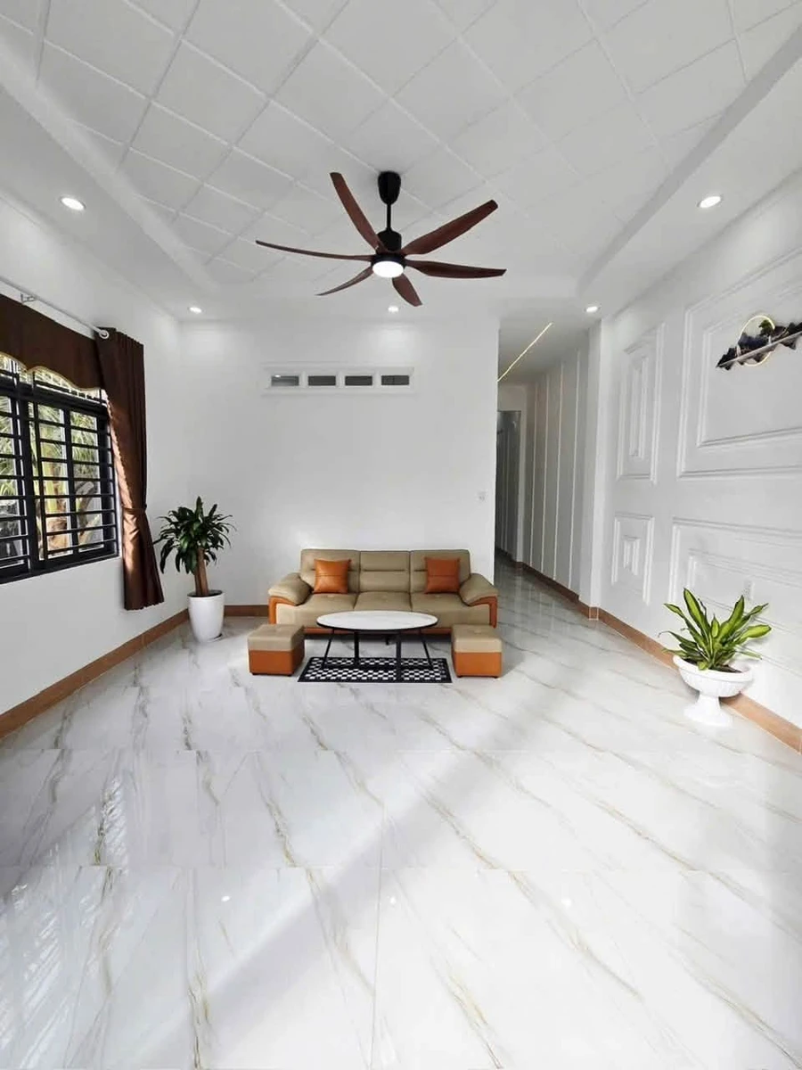 Bán nhà tân cổ điển 100m² 3PN Bàn Cờ Bình Tân 1.68 tỷ - Ảnh thu nhỏ 3